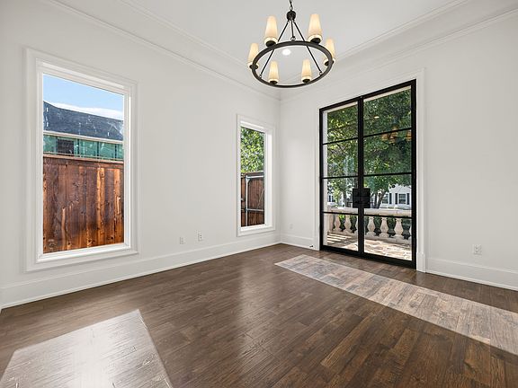 4th image of 5616 Pershing Ave