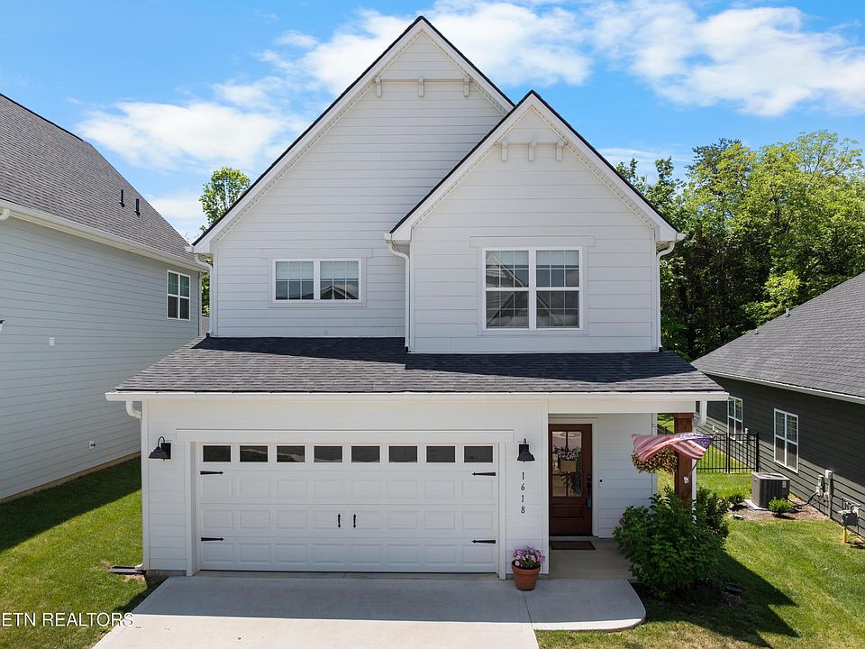 1st image of 1618 Spring Berry Ln