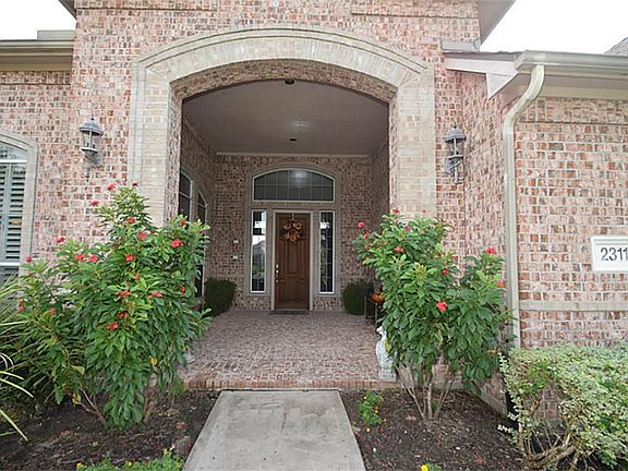 3rd image of 2311 Texana Way