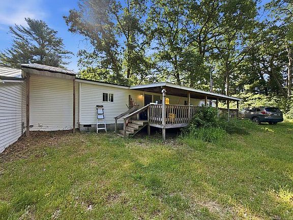 4th image of 6925 Schow Rd