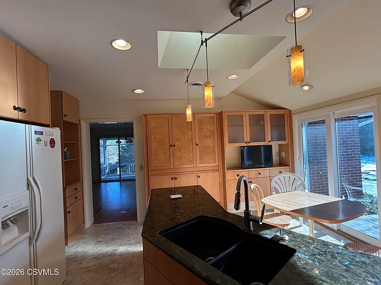195 Fairmount Dr — Photo 32