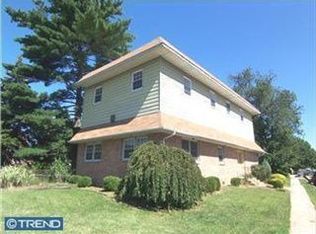 102 E Clements Bridge Rd, Runnemede, NJ 08078