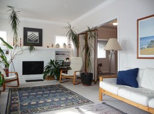 6715 Greenwood Avenue N #Main Floor, Seattle, WA 98103