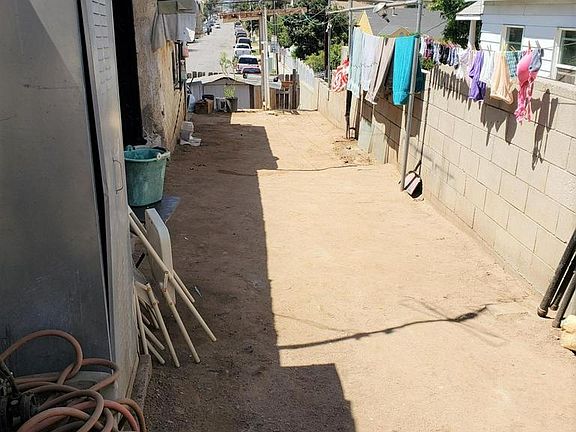 4th image of 488 S Bonnie Beach Pl