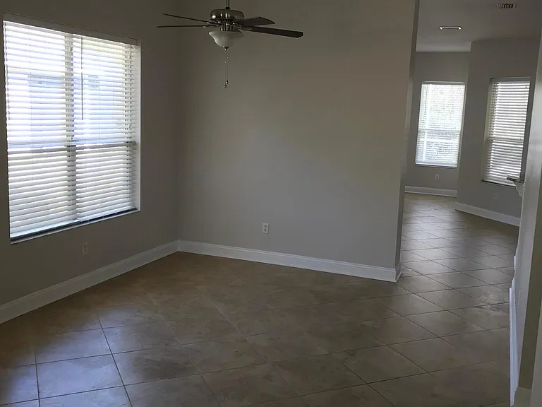 12 Saint Andrews Ct — Photo 6