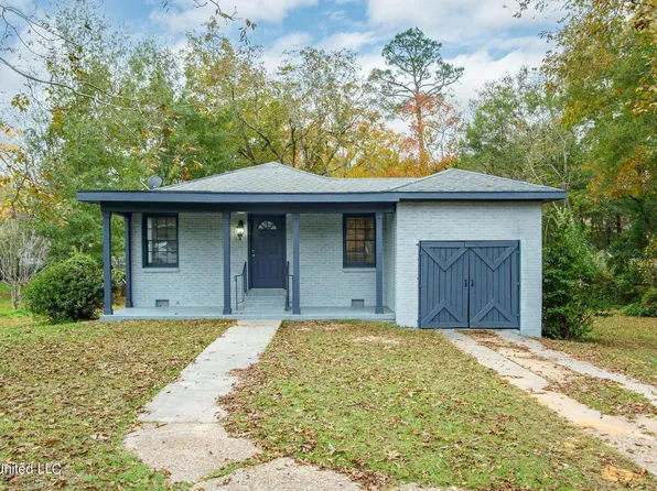 218 N 23rd Ave, Hattiesburg, MS 39401