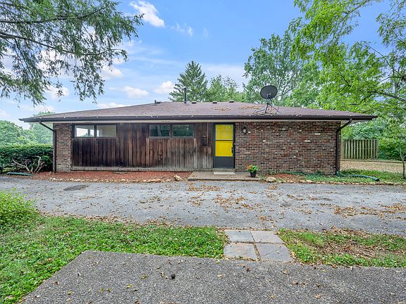 4th image of 3417 Malabu Cir
