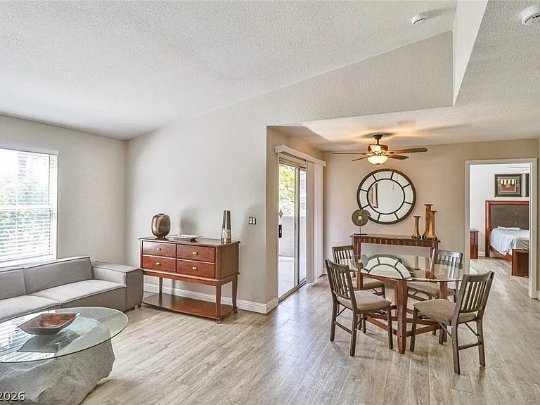 5055 W Hacienda Ave #2131 — Photo 2