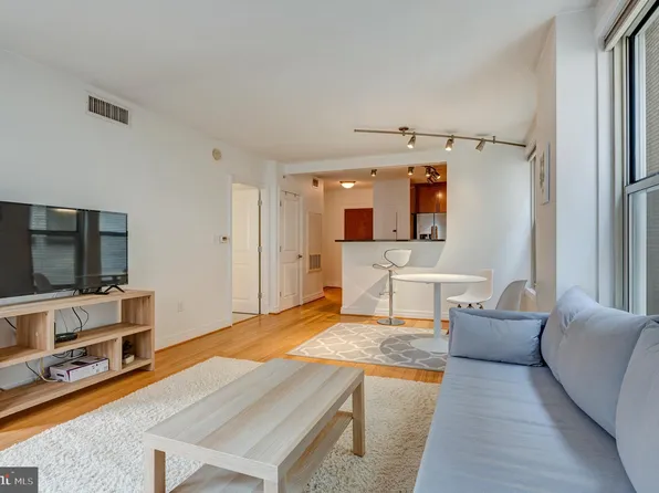 915 E St NW #1001, Washington, DC 20372