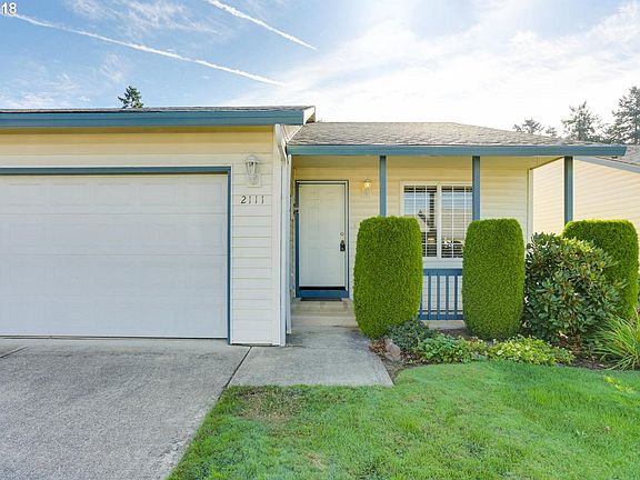 4th image of 2111 NE 78th Ave