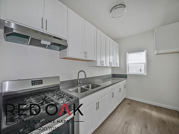 2nd image of 410 1/2 N Coronado St #9