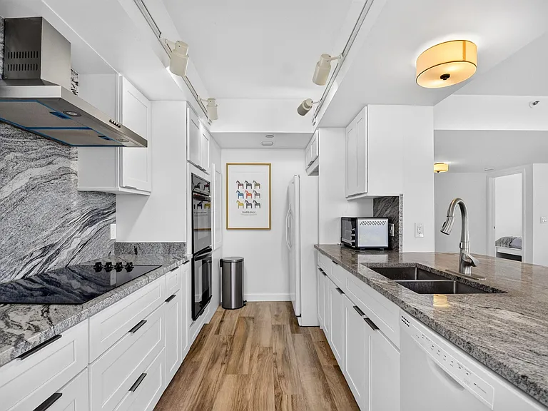 4000 N Ocean Dr #703 — Photo 9