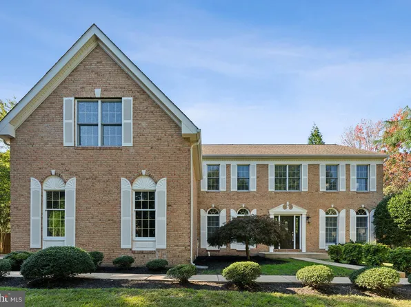 1790 Clovermeadow Dr, Vienna, VA 22182