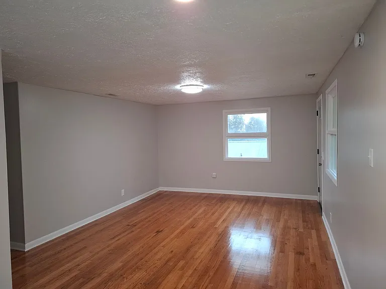 1603 Lawrence St — Photo 13