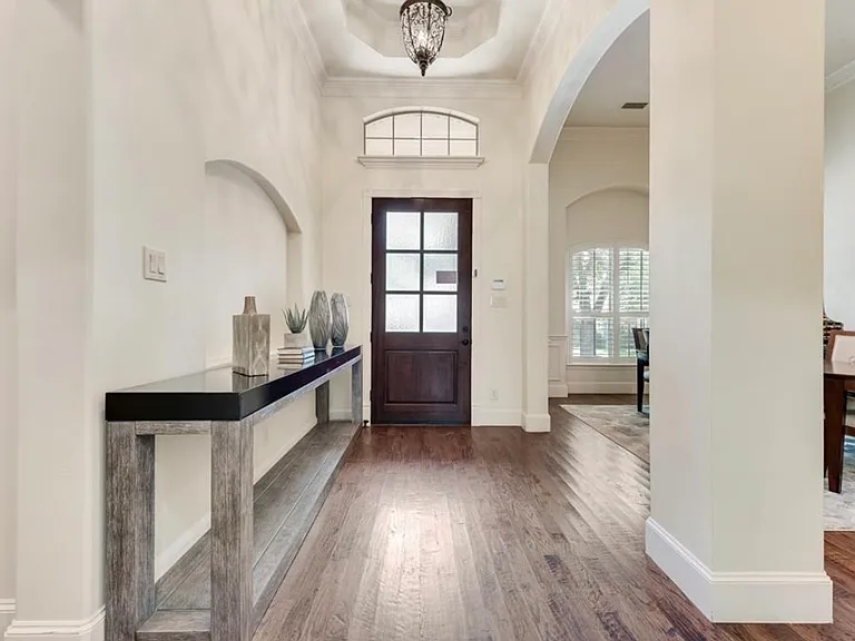 1210 Homer Johnson Ln — Photo 2