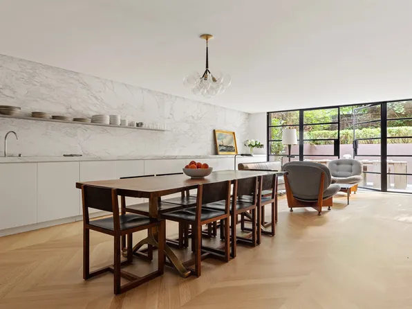 55 West 9th Street image 11 of 18