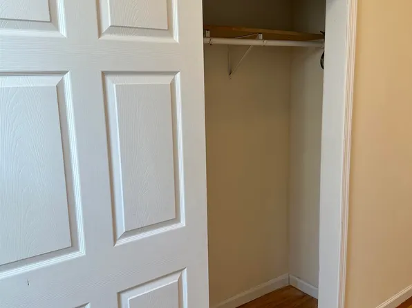 942 Willow Avenue image 12 of 14