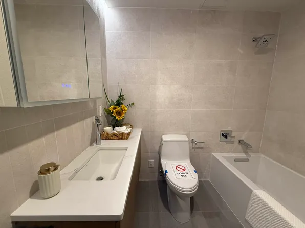 2286 Cropsey Avenue image 16 of 17