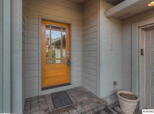 532 Inverness Dr SE, Salem, OR