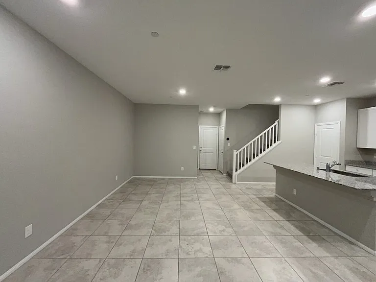 7048 Coyote Mesa St — Photo 3