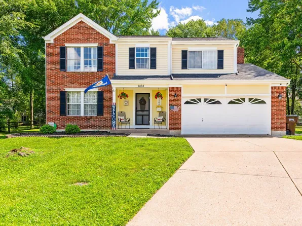 1164 Meadow Knoll Ct, Batavia, OH 45103