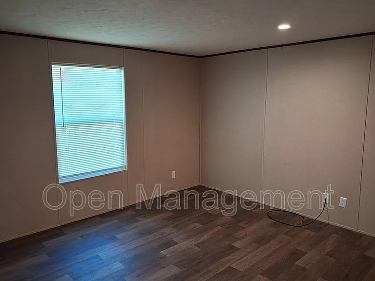 2501 Martin Luther King Blvd #702 — Photo 8