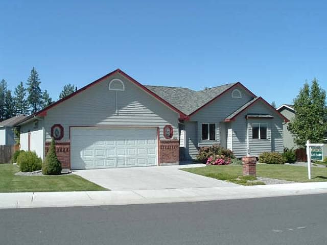1st image of 6821 N Oxford Ln