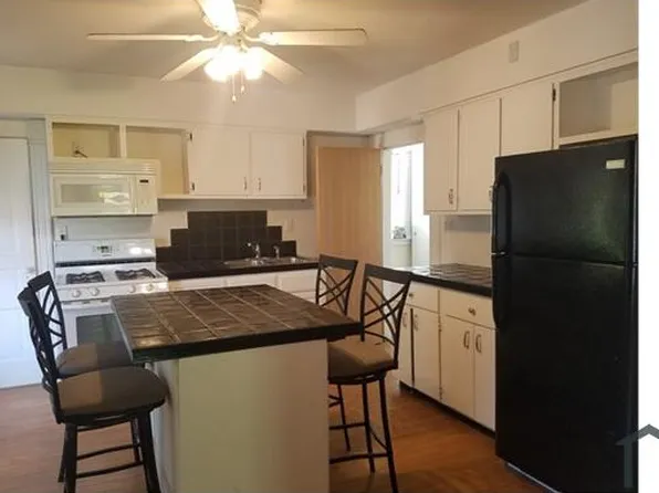 1323 4th Ave Floor 2, Rockford, IL 61104