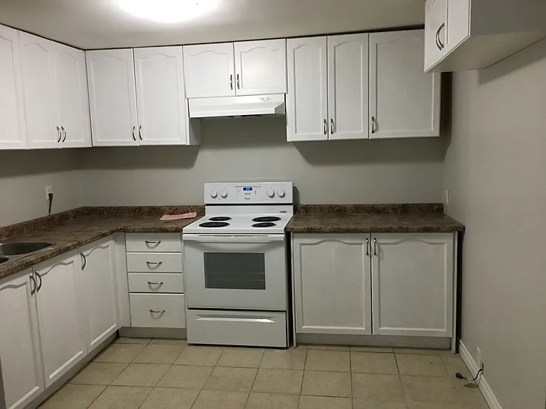 15 Peel St #2 — Photo 8