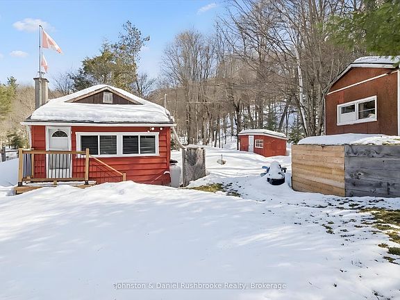 3rd image of 1020 Gordonier Lake Rd