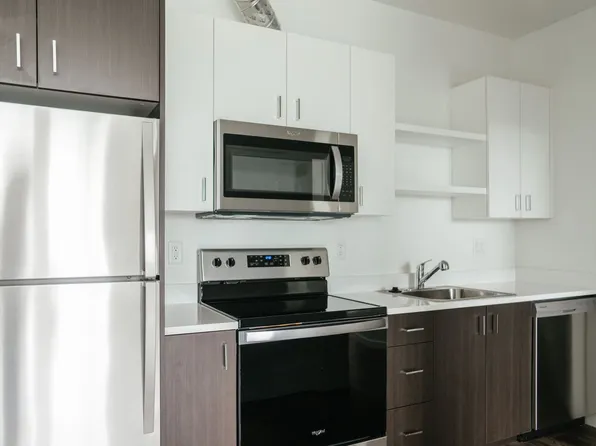 7448 N St. Louis, 7448 N Saint Louis Ave #302, Portland, OR 97203