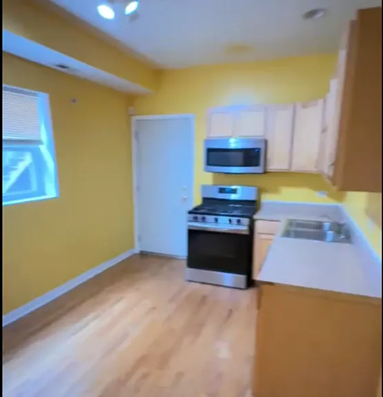 8154 S Drexel Ave #2E — Photo 1