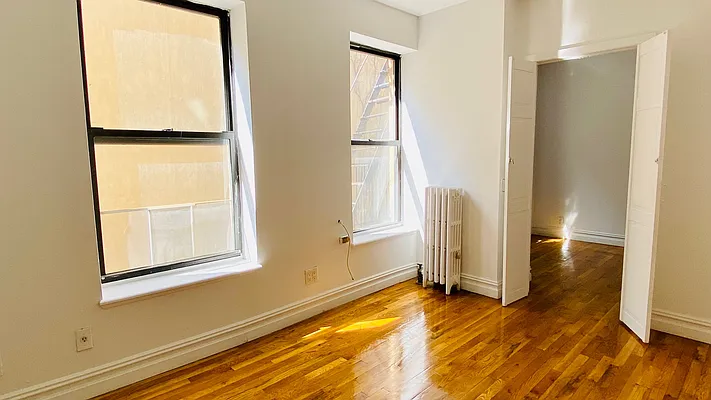 Rented by Compass | media 12