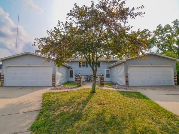 1666 Victoria Ct, Green Bay, WI 54302