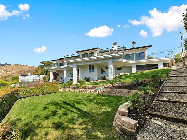27091 Sea Vista Dr — Photo 26