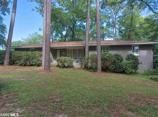451 Ivy Cir, Fairhope, AL 36532