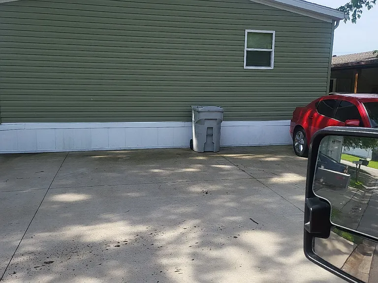 1808 Payton Dr — Photo 2
