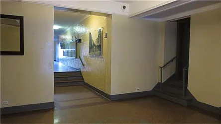 Rented by R New York