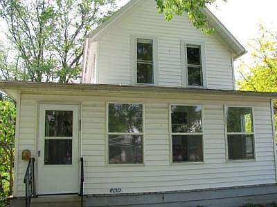 1st image of 632 N Market St