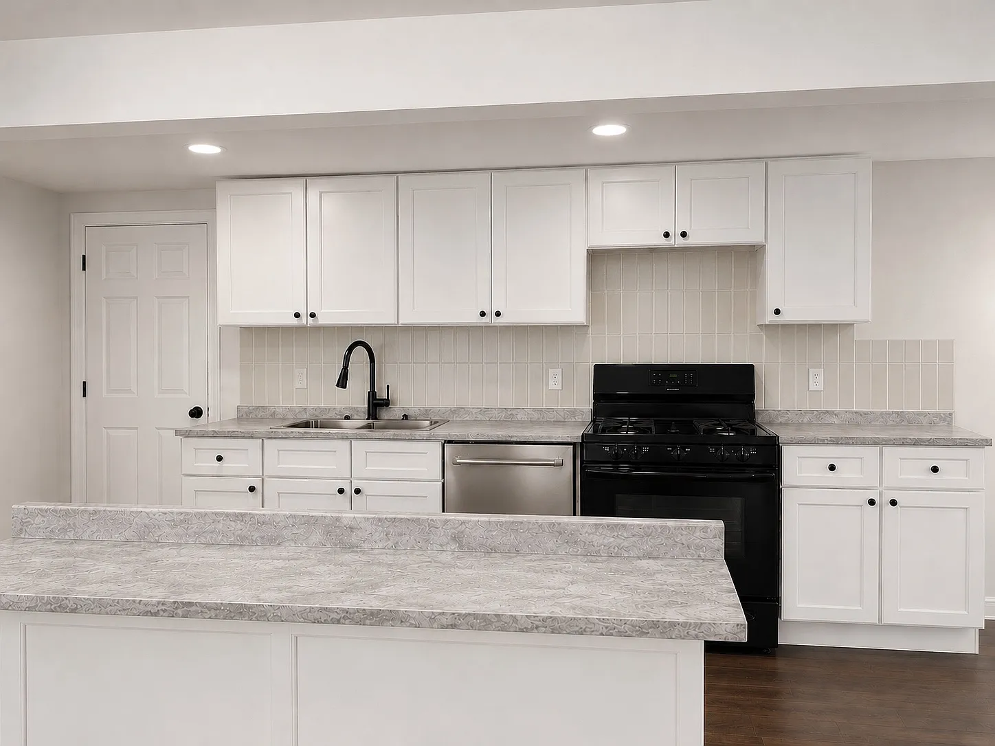 4 bed, 1374 sqft, $1,450 — Photo 4