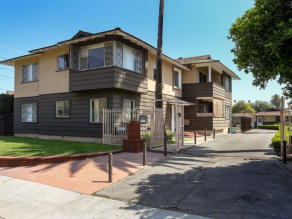 1st image of 4232 W 1st St APT 2