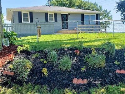 7399 Schueller Heights Rd, Dubuque, IA, 52003