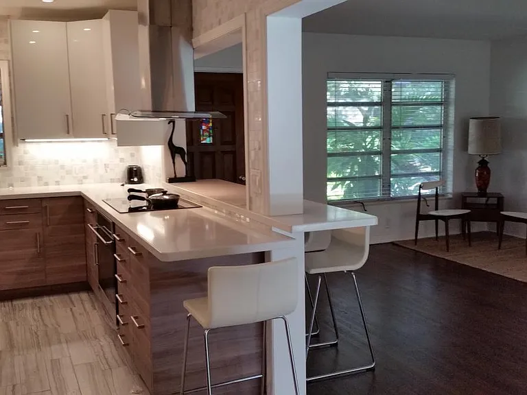 450 Tivoli Ave — Photo 30