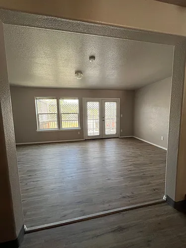 1837 Lexington Ave Photo 1