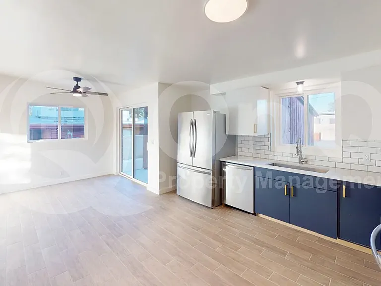 1410 N Desmond Ave — Photo 4