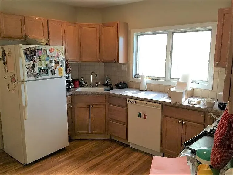 8 Arlington St #3 — Photo 4