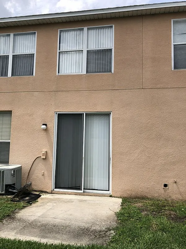Building Photo - 650 Captiva Cir