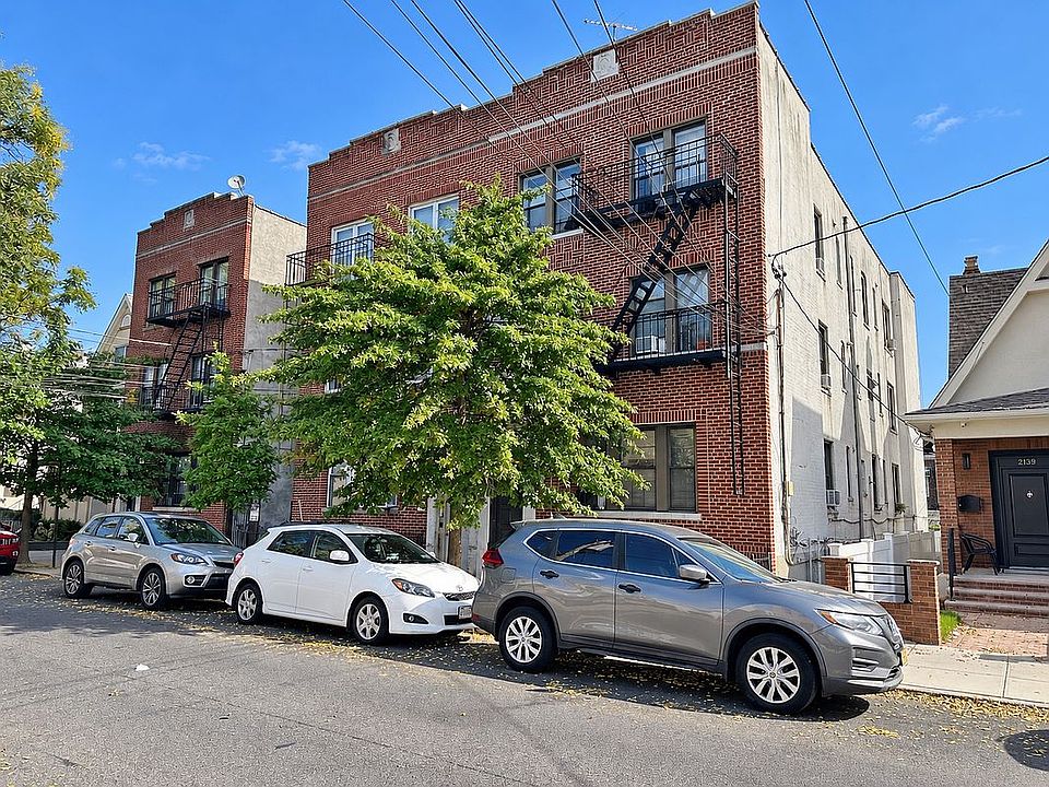 1st image of 2137 E 14th St