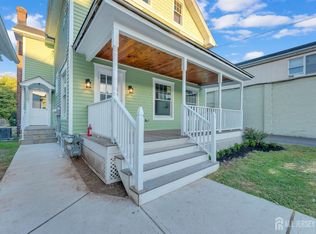 15 N Main St APT B, Pennington, NJ 08534