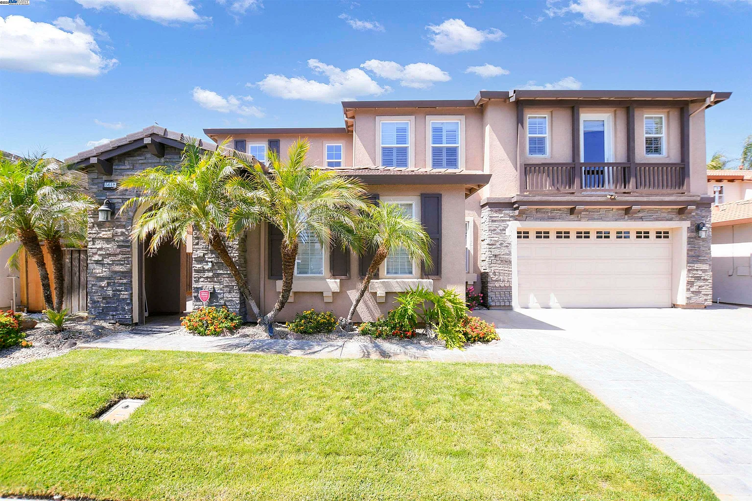 5618 Arcadia Cir photo 1
